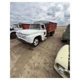 Ford F600 Grain Truck