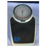 Seca Scale