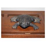 Wilton cast iron frog