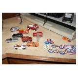Lot including match box and hot wheels, small