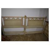 Hertigage 5 piece bedroom suite including