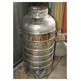 Aervoid 10 gal vacuum can