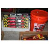 Lot including ratchet tie downs, Home Depot