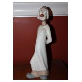 Casades 9 1/2' clown figurine