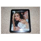 Autographed picture of Jennifer Gardner