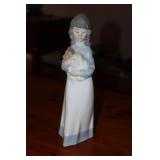 NAO 'Lladro' 'Someone to Love' figurine #1118