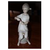 Lladro 'Girl Manicuring' figurine #1082 (missing