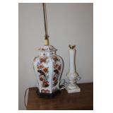 Lot - Oriental style lamp and alabaster table