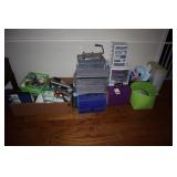 Lot - office supplies including file holders,