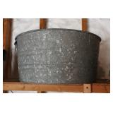 Galvanized wash tub
