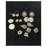 Lot of earrings