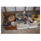 Lot - Kitchen utensils, glasses, dishes and more