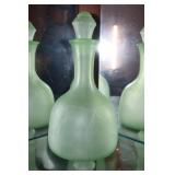 Uranium Hocking decanter 'Cameo' pattern