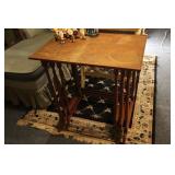Set 3 wood nesting tables 27.5' x 18.5' x 27.5'