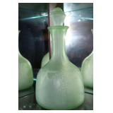 Uranium Hocking decanter 'Cameo' pattern