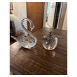 Art glass swan and an Bullicante apple paperweight