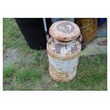 Metal milk can