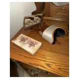 Antique steroscope viewer with cards