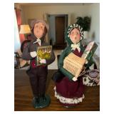 2 Byers Choice caroler figurines