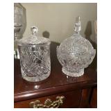 Crystal covered biscuit container (chip on lid)
