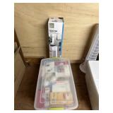 Tub of light bulbs including 100w, 40w and others