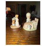 2 Lefton figurines including Honey Bears