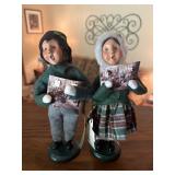 2 Byers Choice Carolers Advent
