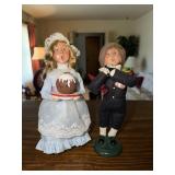 2 Byers Choice caroler figurines