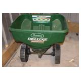 Scotts Deluxe Edge Guard broadcast spreader