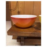 Pyrex 4 quart orange mixing bowl