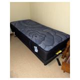 Serta Perfectsleeper mattress with massager