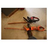 2 electric hedge trimmers - 1 Black & Decker 24",