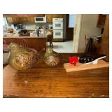 Green and brown ceramic bird figuerines (chips