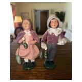 2 Byers Choice caroler figurines