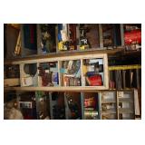 Lot - Metal cabinet with sand paper (sheets, belt