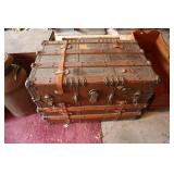 Shipping trunk 34"x21"x24"T