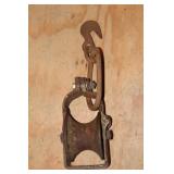 Metal Pulley with Hook marked made in UK No 2