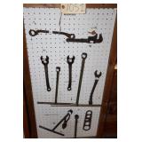 Wrench Lot including Adjustable Pipe Wrench, T
