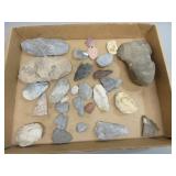 Arrowheads, Flint and War Hammer