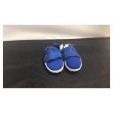 Toddler water shoes size 5