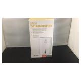 Mini dehumidifier