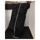 Primped long black bag zippered on the end