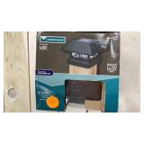 Veranda 4x4 solar post cap light