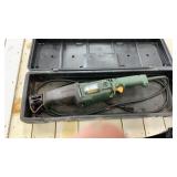 Black decker quantum saw saz with case