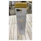 LumaPro Deluxe Tripod