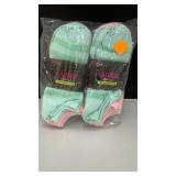 (2) 10 packs of ladies low cut socks
