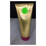 Forever Mariah Carey Luminous body lotion