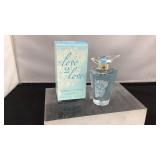 Love to love blue bell white tea perfume