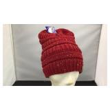 GG winter hat red