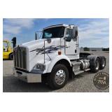 2007 Kenworth T800 Day Cab Semi, 1,099,137 miles,